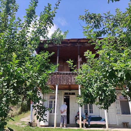 Racha Chogovadze'S Guest House Ambrolauri Luaran gambar