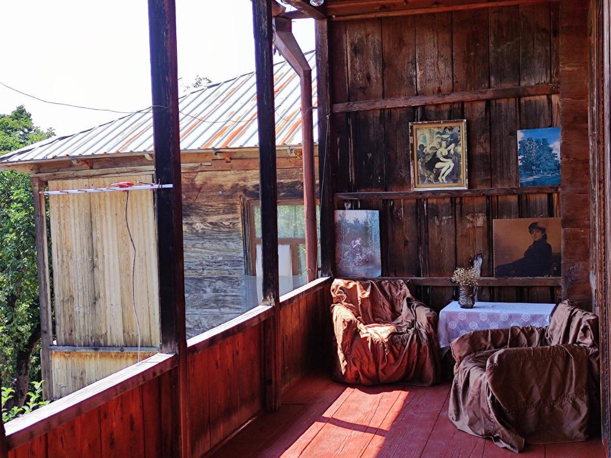 Racha Chogovadze'S Guest House Ambrolauri Luaran gambar